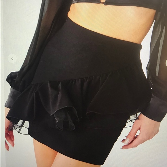 Mini skirt - Picture 4 of 4